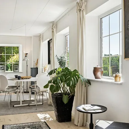 On Haervejen In Dollerup Hills * ヴィボー